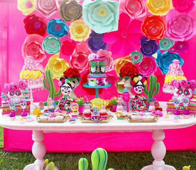 Frida-Kahlo-Day-of-the-Dead-Inspired-Fiesta-via-Karas-Party-Ideas-KarasPartyIdeas.com2_.jpg